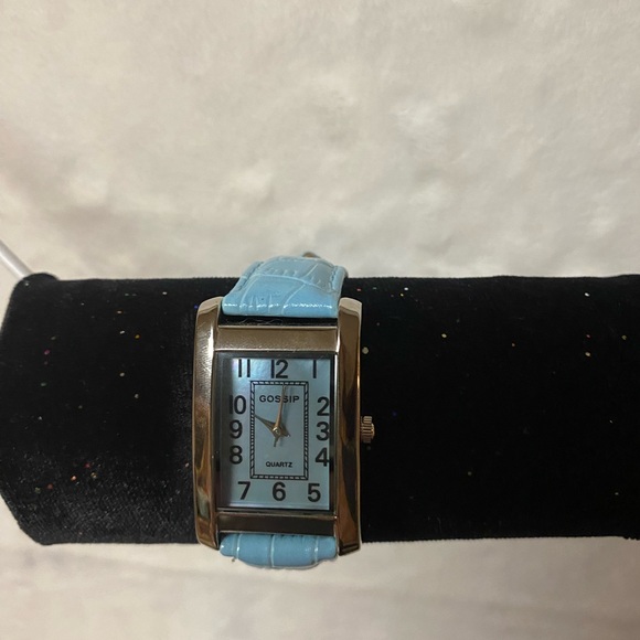 Ladies Beautiful Light Blue Gossip Genuine Leather Strap Rectangle Face Watch #1 - Picture 2 of 5